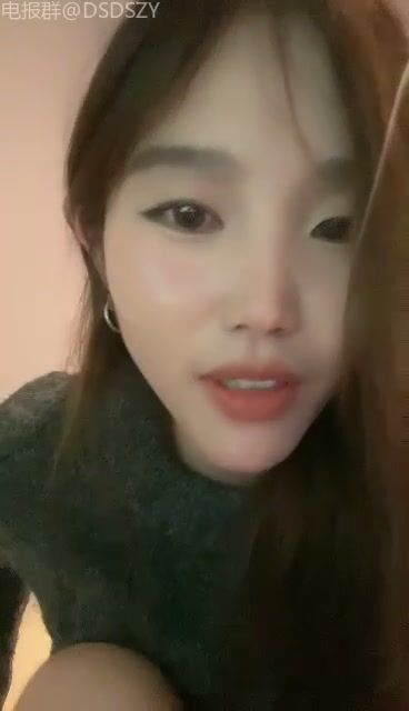 黄色战袍校花女神【甜奶汐】让人梆硬的身材！馋死了，一看就是个淫妇，不干个几个小时满足不了 白虎馒头.7